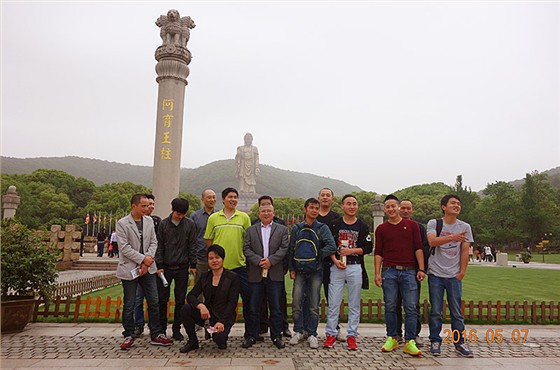 久罗团队出游无锡灵山